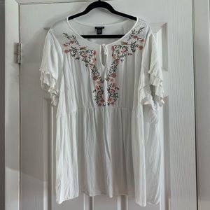 Torrid White, Floral, Blouse